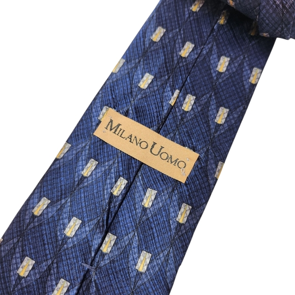 Elegant Blue and Gold Men's Tie - Picture 2 of 5